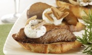 Balsamic-Glazed Pear and Goat Cheese Crostini