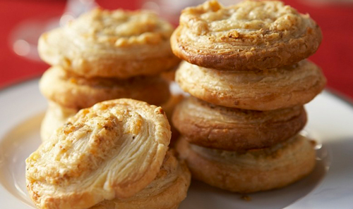 Pièces de cheddar aux noix